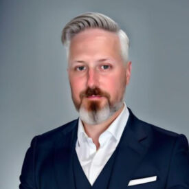 Don Lee headshot.